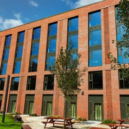 Apartment Pebble Mill Premium Student In Birmingham